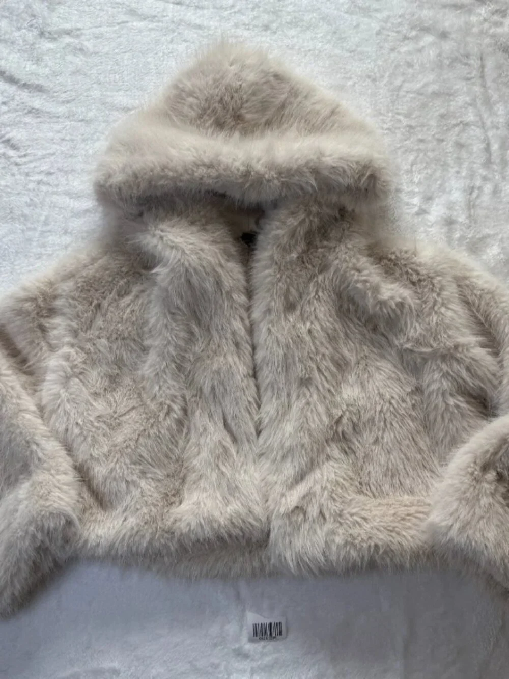 NWT Wild Fable Womens Cropped Hooded Faux Fur Jacket Beige Size L